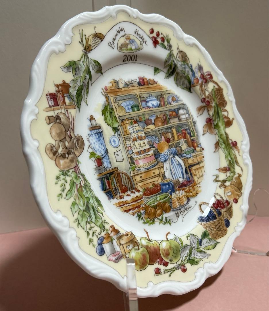 【廃盤品】ブランブリーヘッジ　イヤープレート 2001