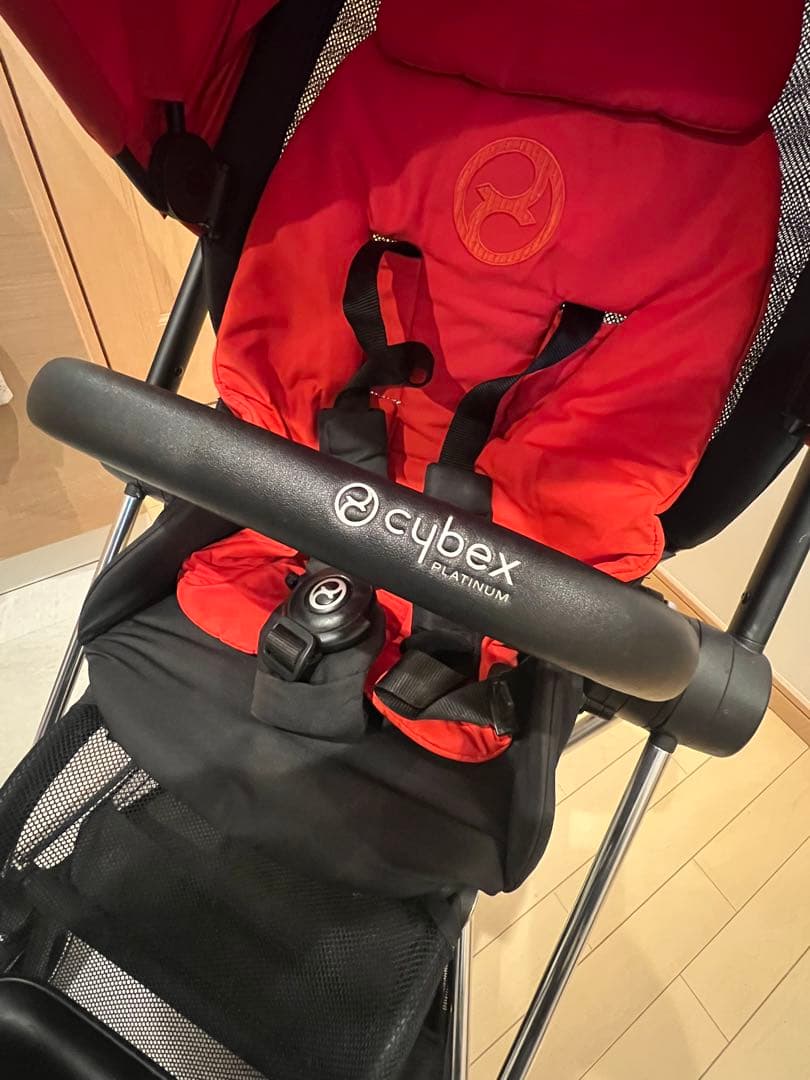 サイベックス　ミオス　ベビーカー　赤