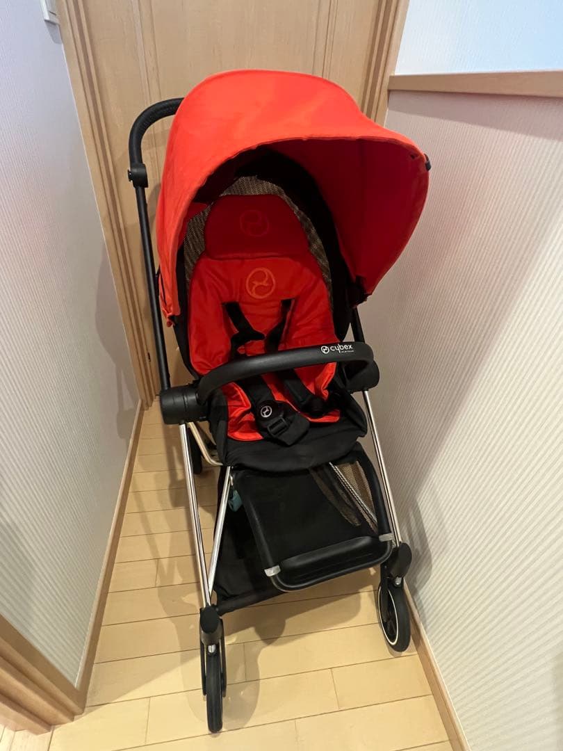 サイベックス　ミオス　ベビーカー　赤