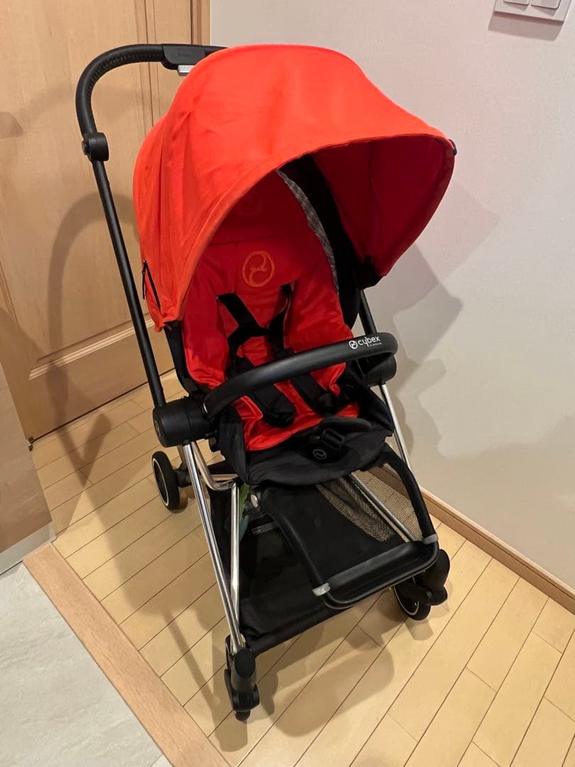 サイベックス　ミオス　ベビーカー　赤