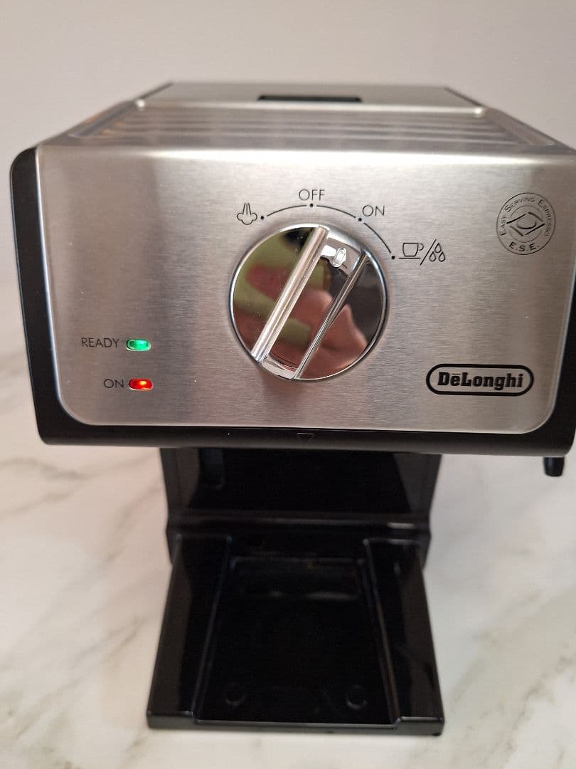 正規品箱入り中古 DeLonghi ECP3220J-BK エスプレッソマシン