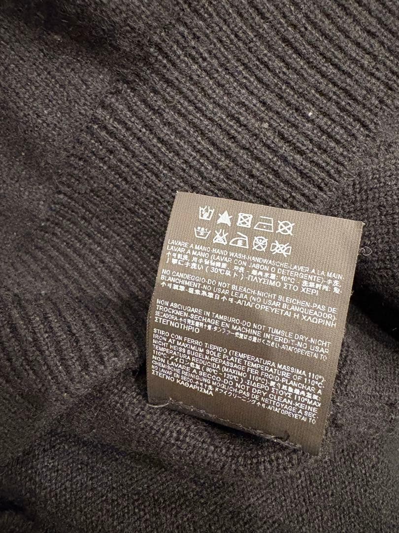 出品間も無く終了！SAINT LAURENT サンローラン カシミヤカーディガン