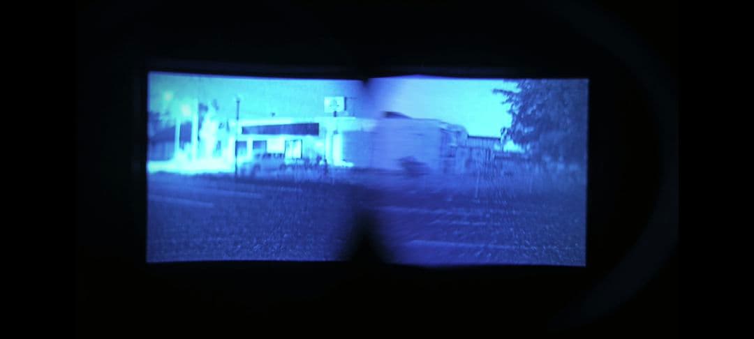 四眼デジタルナイトビジョン