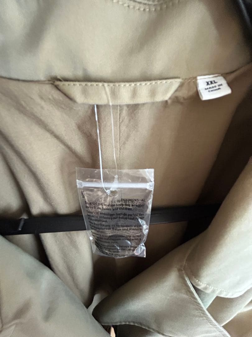 新品未使用 ユニクロ U トレンチコート XXL uniqro u 玉虫色