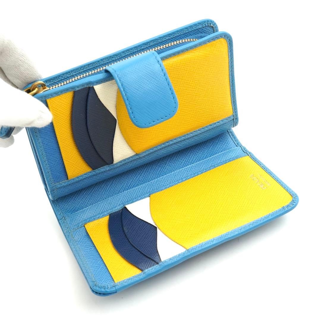 ✨プレゼント梱包　箱保証書付き✨　PRADA ミニ財布　サフィアーノ　L字　水色