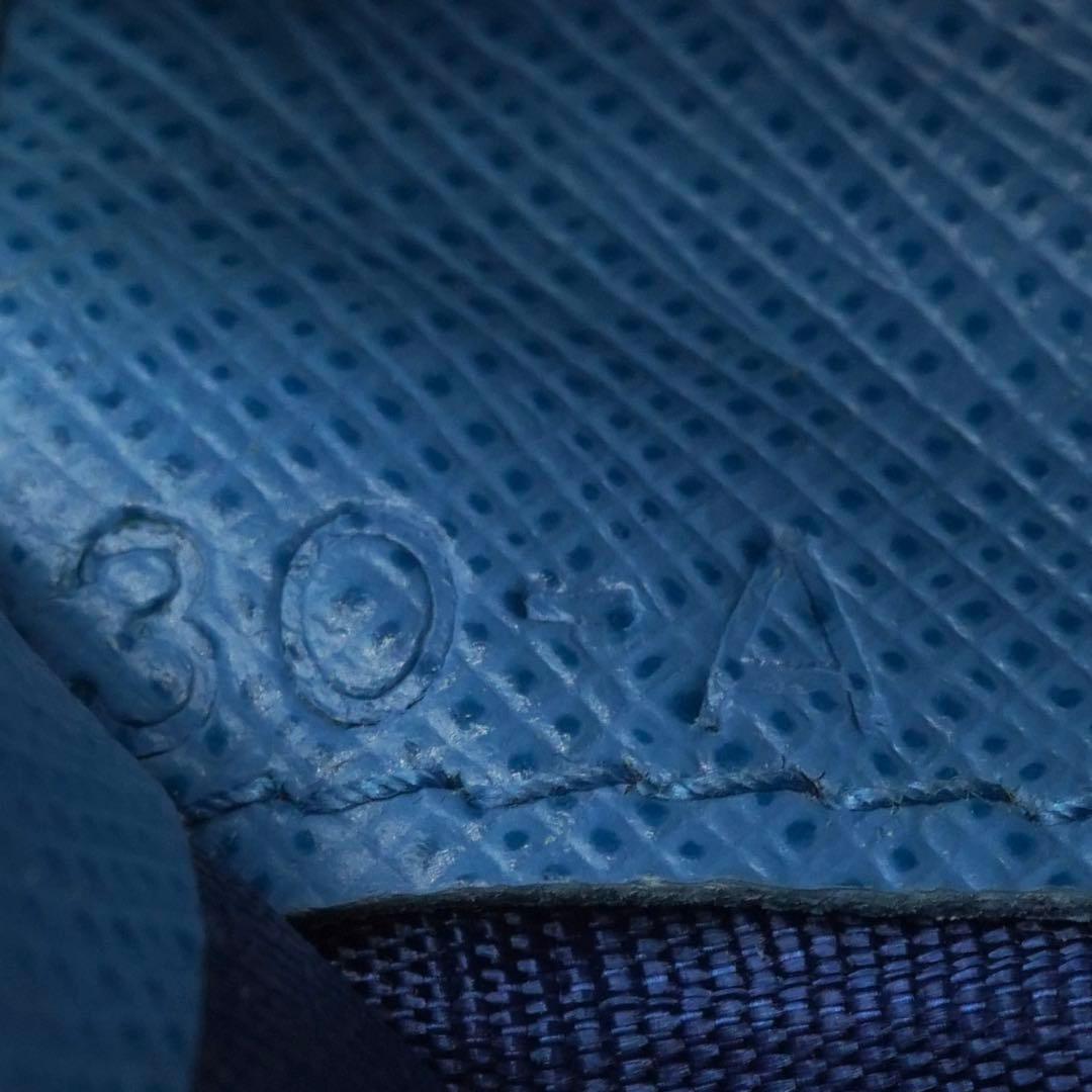 ✨プレゼント梱包　箱保証書付き✨　PRADA ミニ財布　サフィアーノ　L字　水色