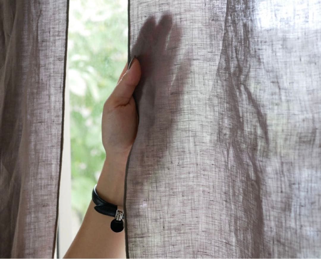 2枚セット　natsusobiku ひなたライフ　リネン　カーテン　マルチクロス