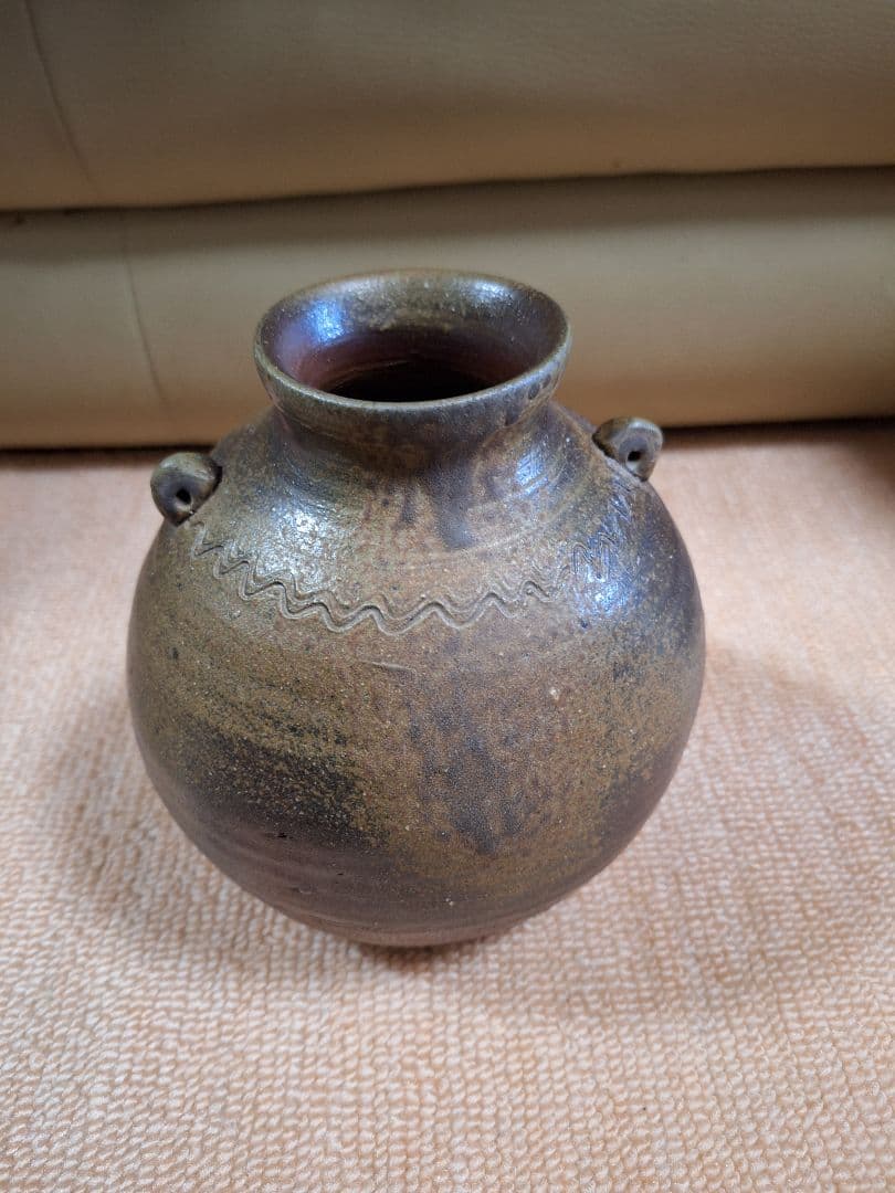 備前焼、偏壺花入、伊勢崎　満