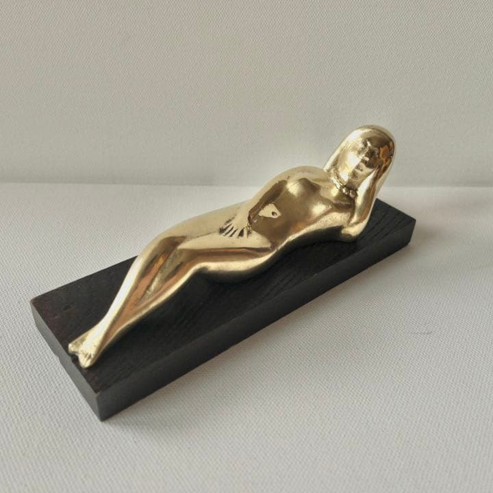 【匿名配送】裸婦 真鍮製 栓抜き 作家物