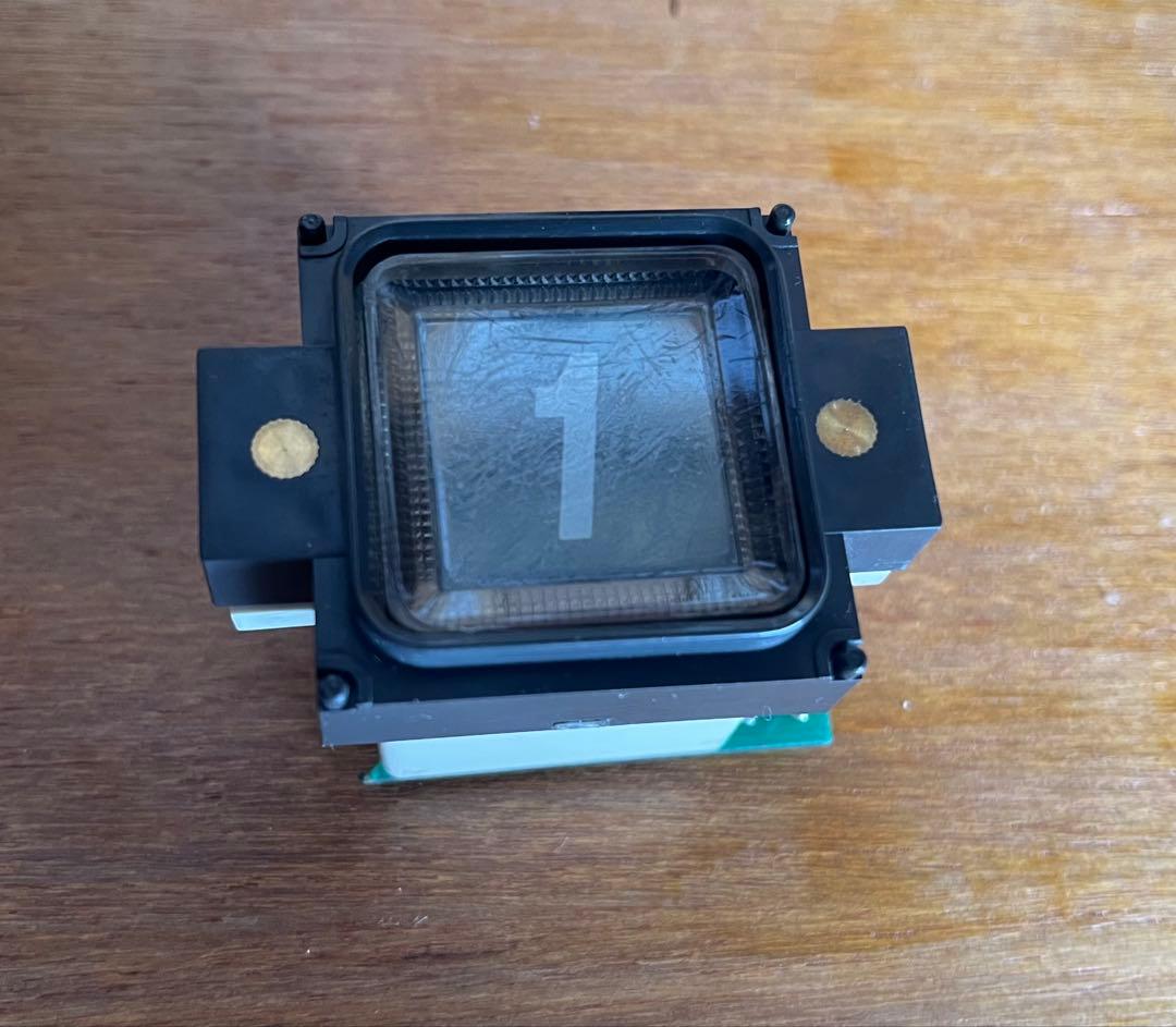 エレベーターボタン（OTIS）