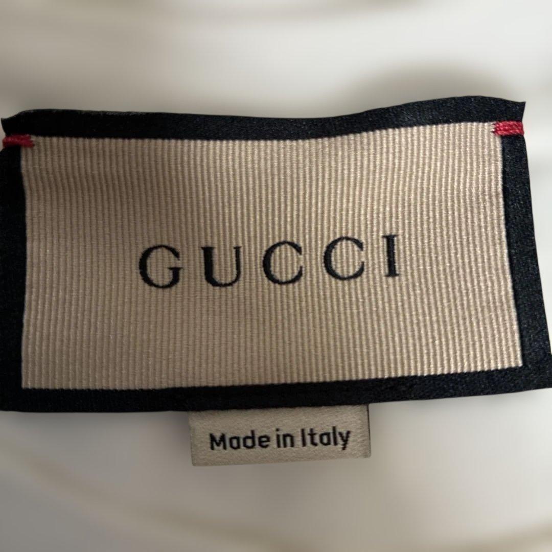 GUCCI ホワイト　白　Ｔシャツ トップス　Ｍ位