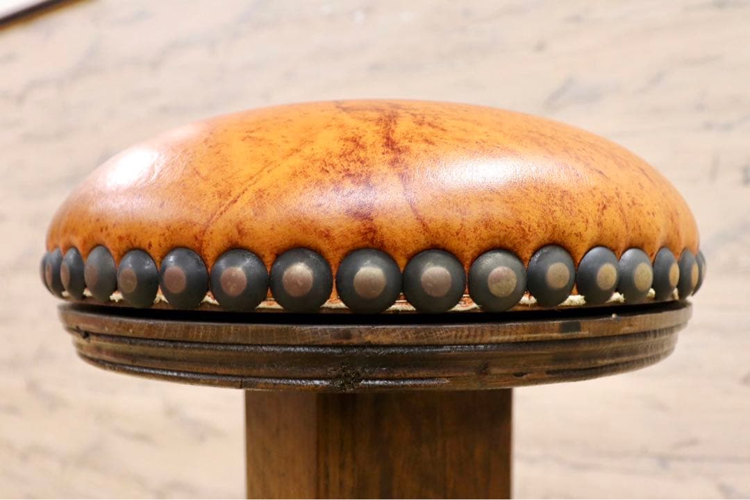 GMIK7N○スペイン製 カスティリアンスタイル バースツール ハイチェア カウ