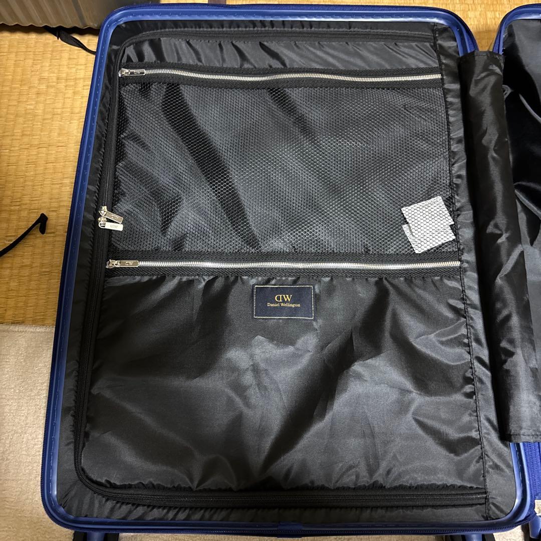 Daniel Wellington ネイビー キャリーケース