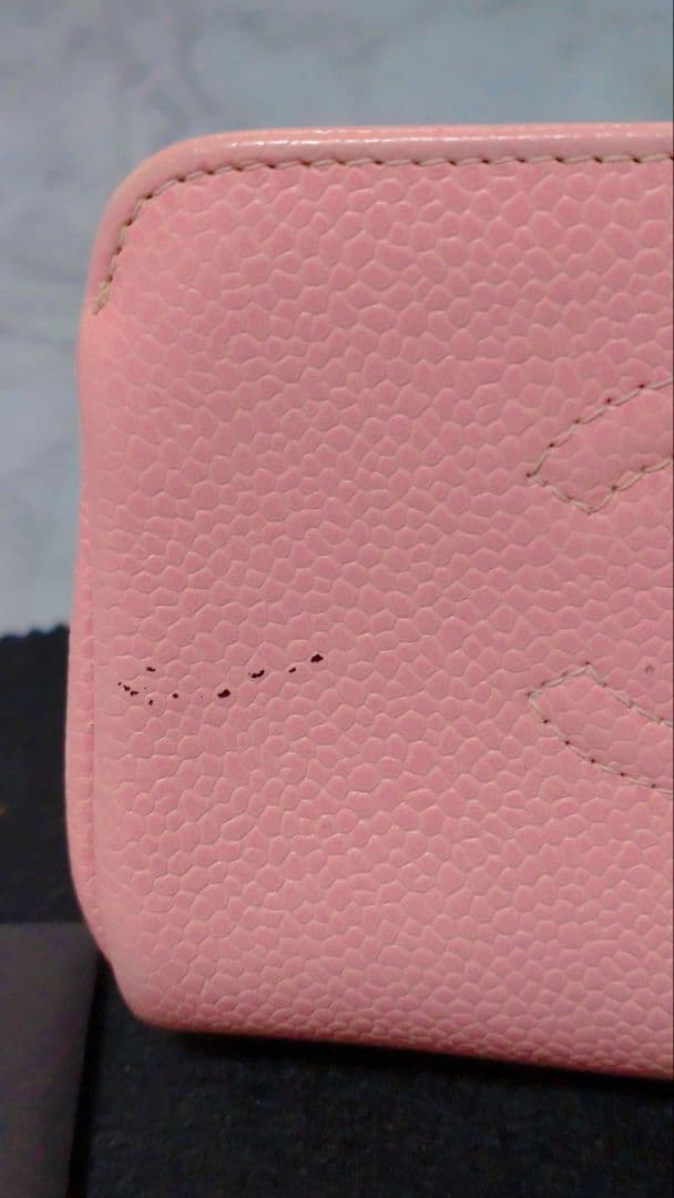 CHANEL ピンクレザーポーチ