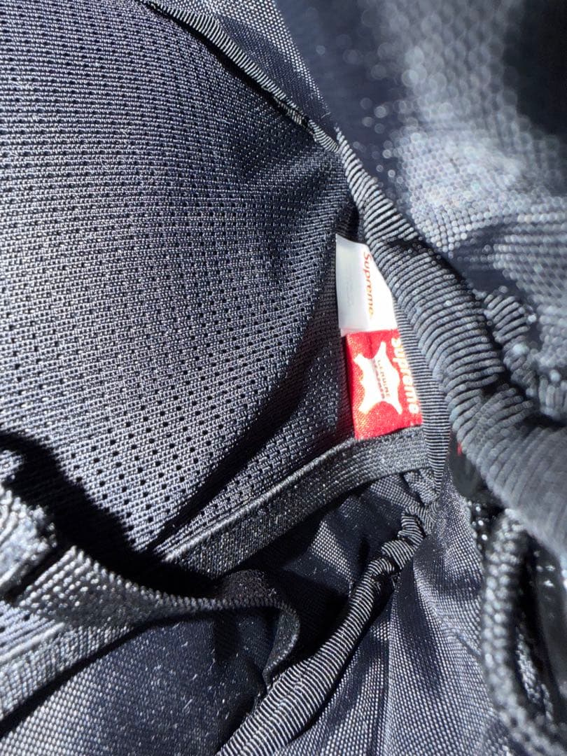 【美品】Supreme 23FW ボディバッグ ウエストバッグ　ブラック