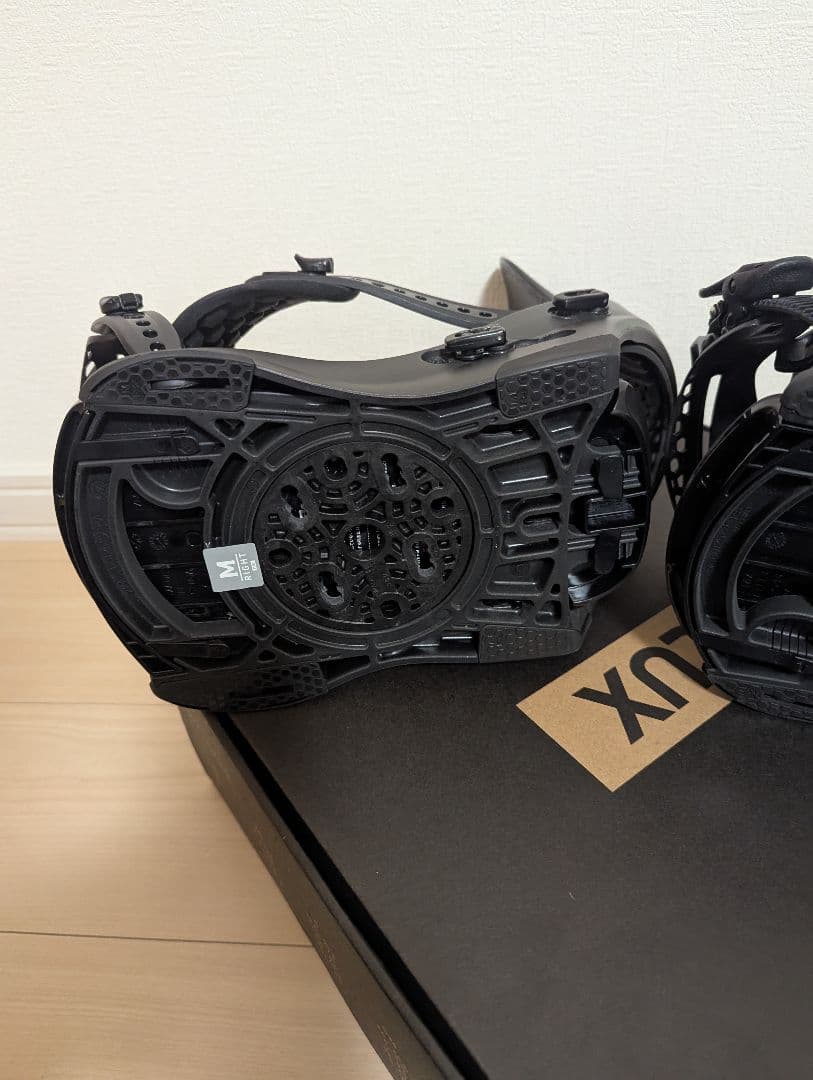 FLUX CV LTD Mサイズ