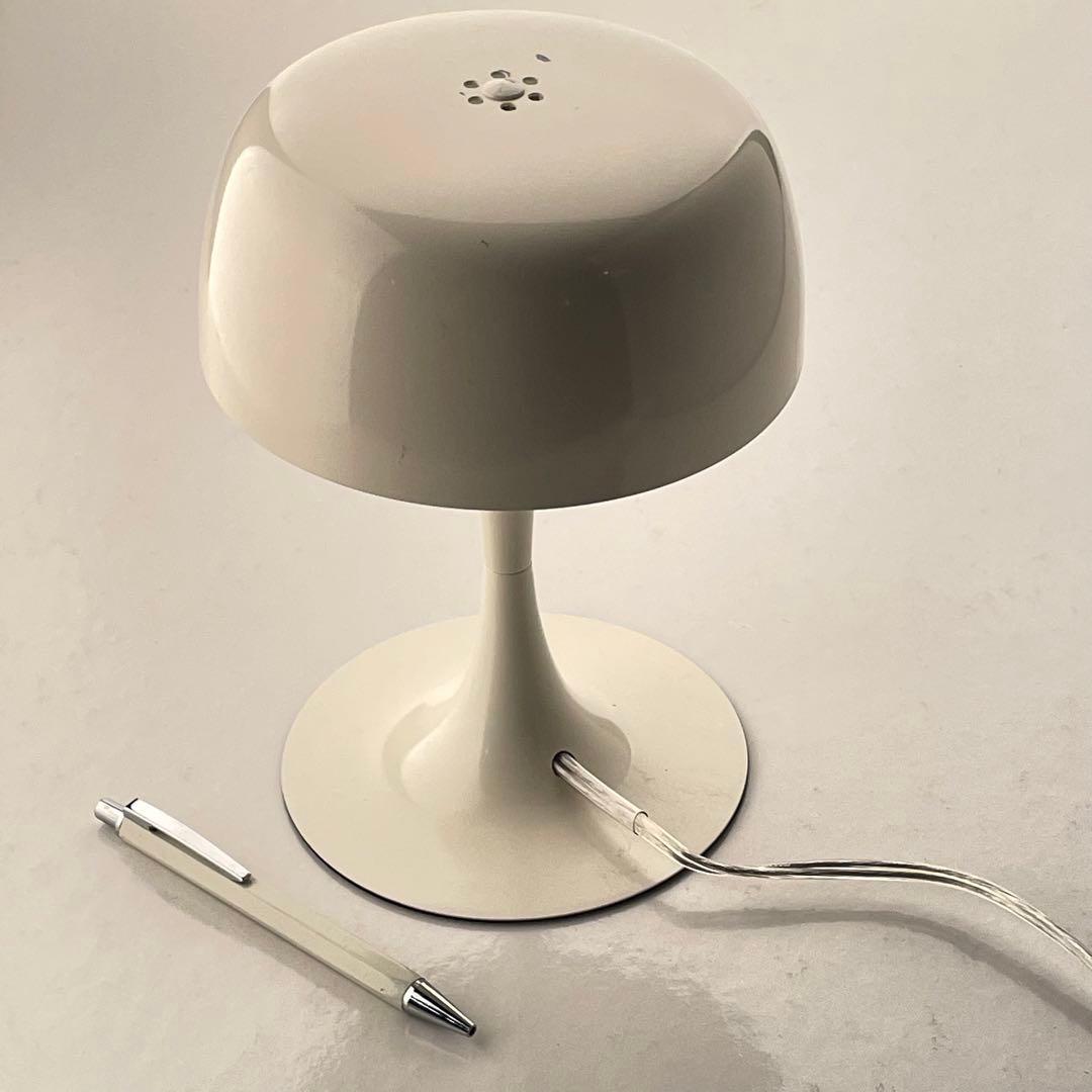 ま*も様 インターフォルム　照明　テーブルライト　ホワイト
