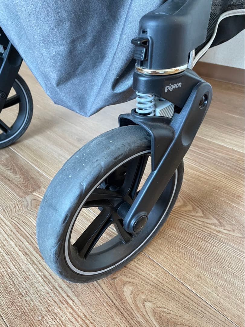 Pigeon ベビーカー グレー　ノートアール