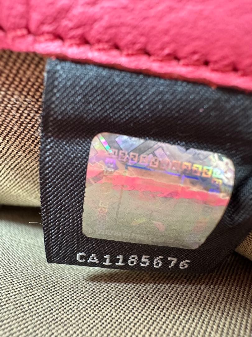 FENDI ピンク 二つ折り財布