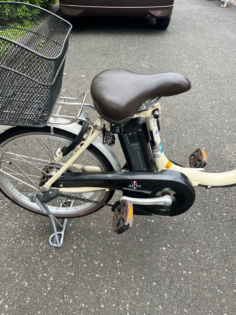 電動アシスト自転車 クリーム色 20インチ　高齢者オススメ