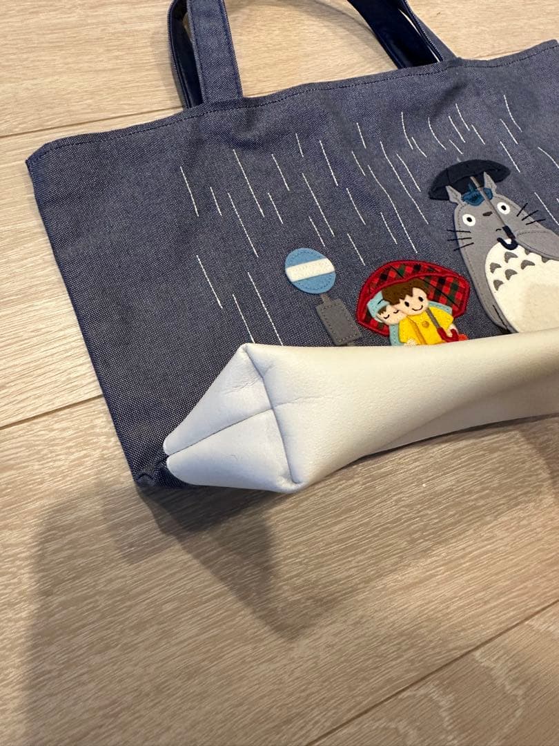 えりまきfamiliar トトロ刺繍キャンバスバッグ