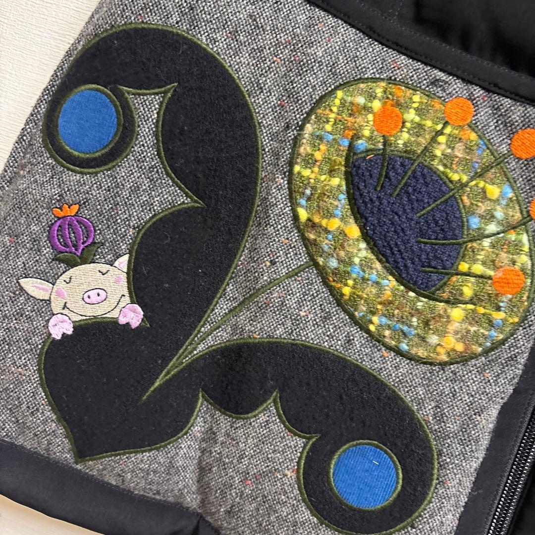 美品　ダウンベスト