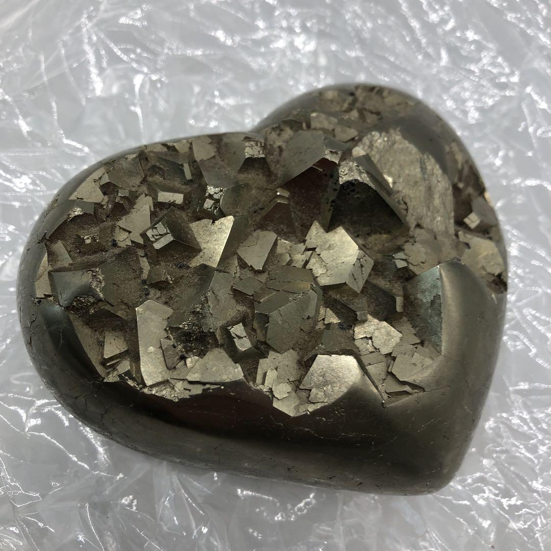 ペルー産・パイライト・ハート型♡