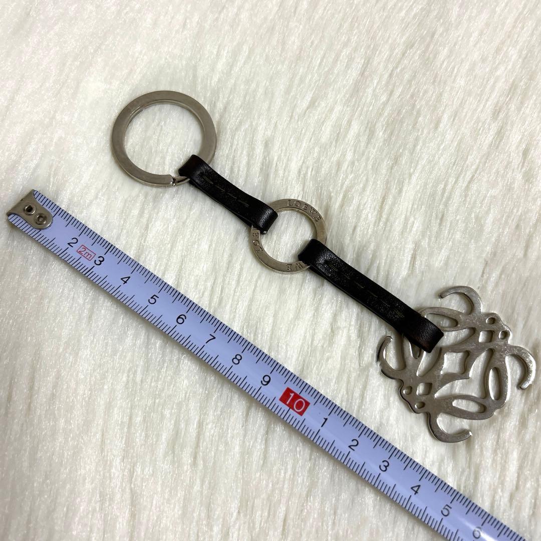 LOEWE ロエベ アナグラム チャーム シルバー金具 キーリング