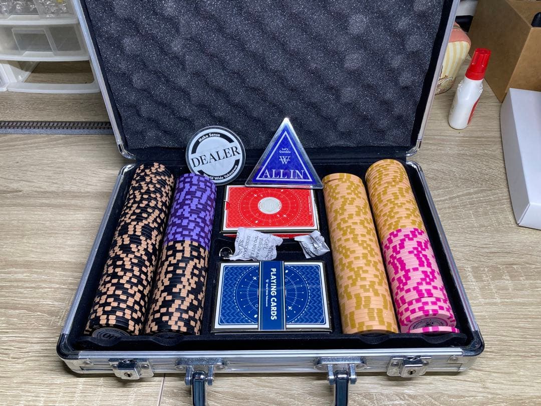 世界のヨコサワ ポーカーセット