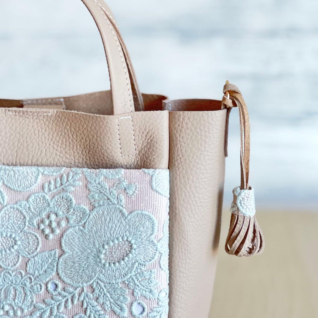 専用　smile flowerトート型本革ショルダーバッグ