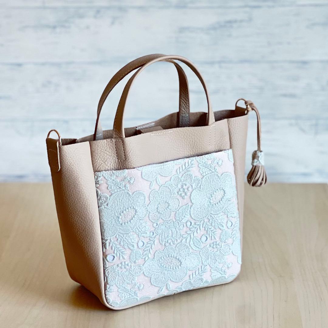 専用　smile flowerトート型本革ショルダーバッグ