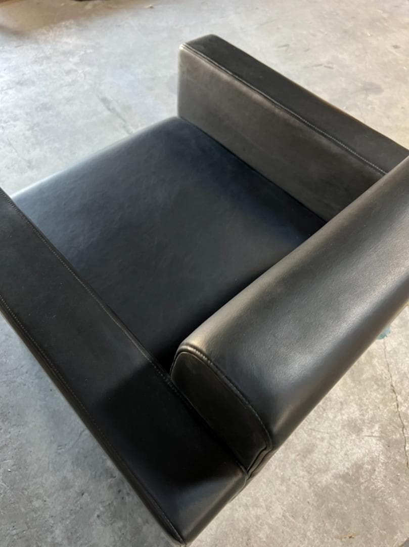 新品未使用 ソフトレザー シングルソファ 黒  業務用 群馬 事務室