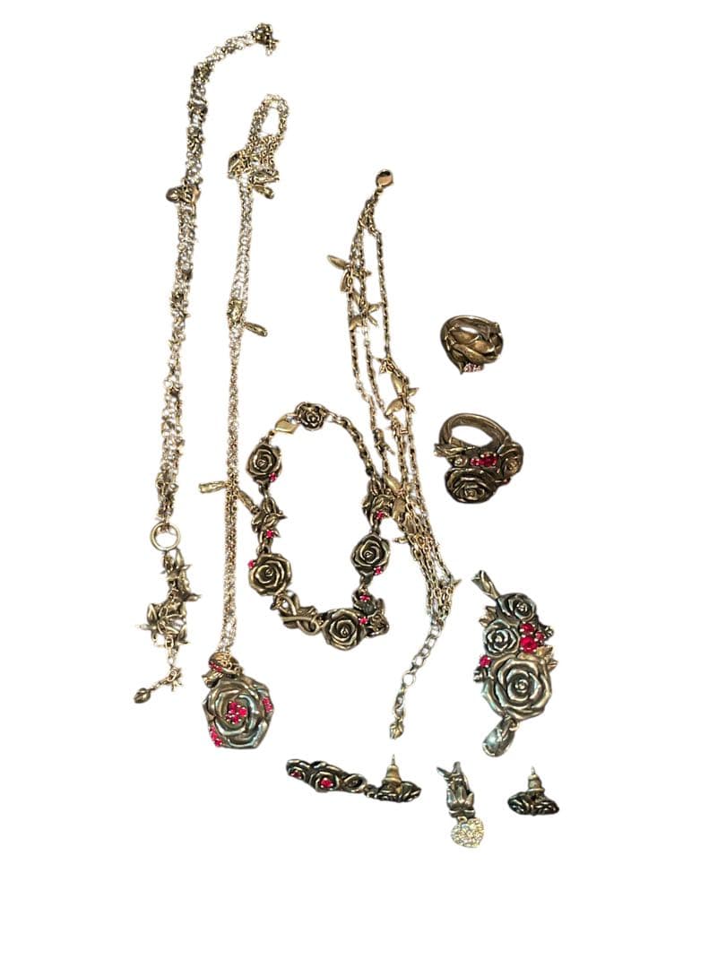 コンロン　アクセサリー　まとめ　　ネックレス　ブレスレット　リング　ピアス