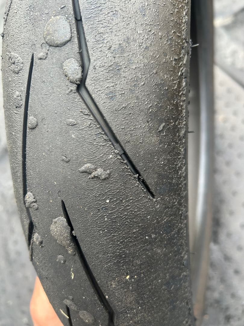 お*ー様 ピレリ　スーパーコルサ　V3 110 SC1 ②