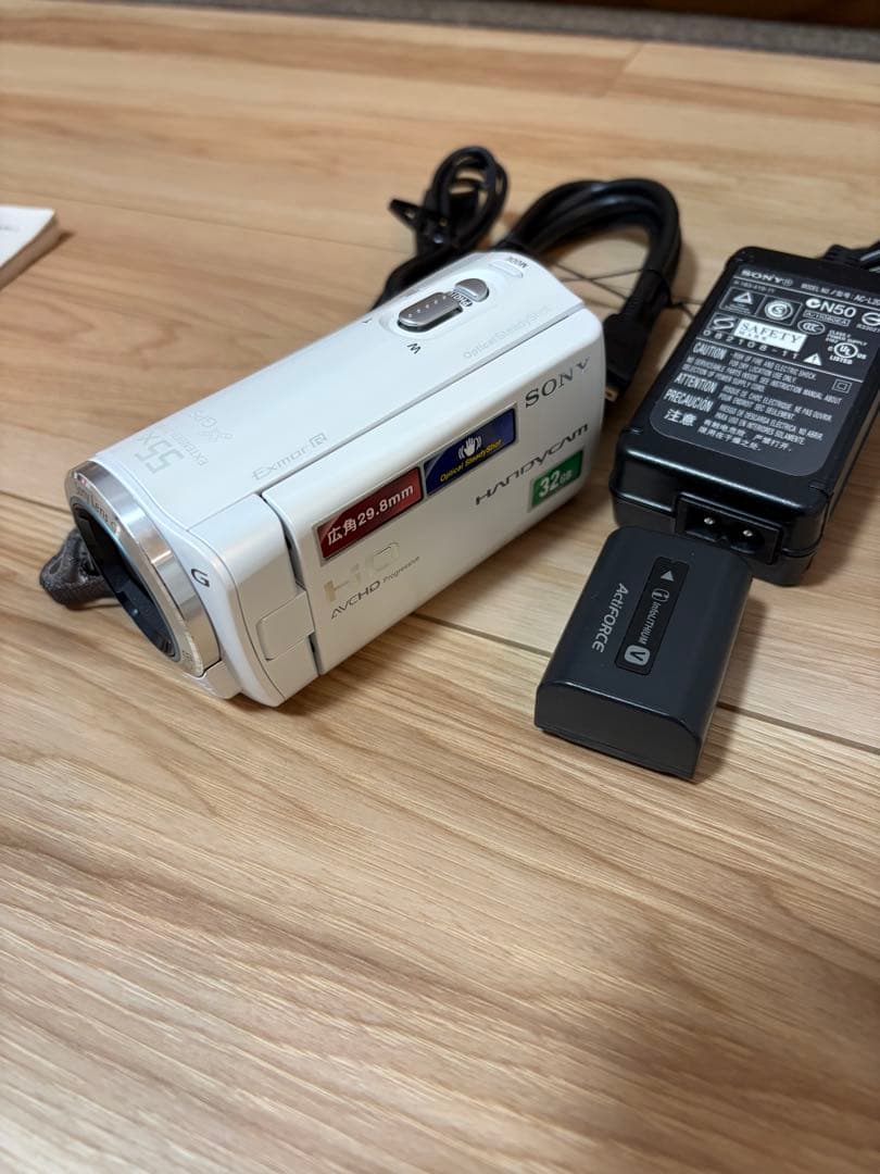【美品】SONY HDR-CX270V ホワイト ビデオカメラ　ソニー