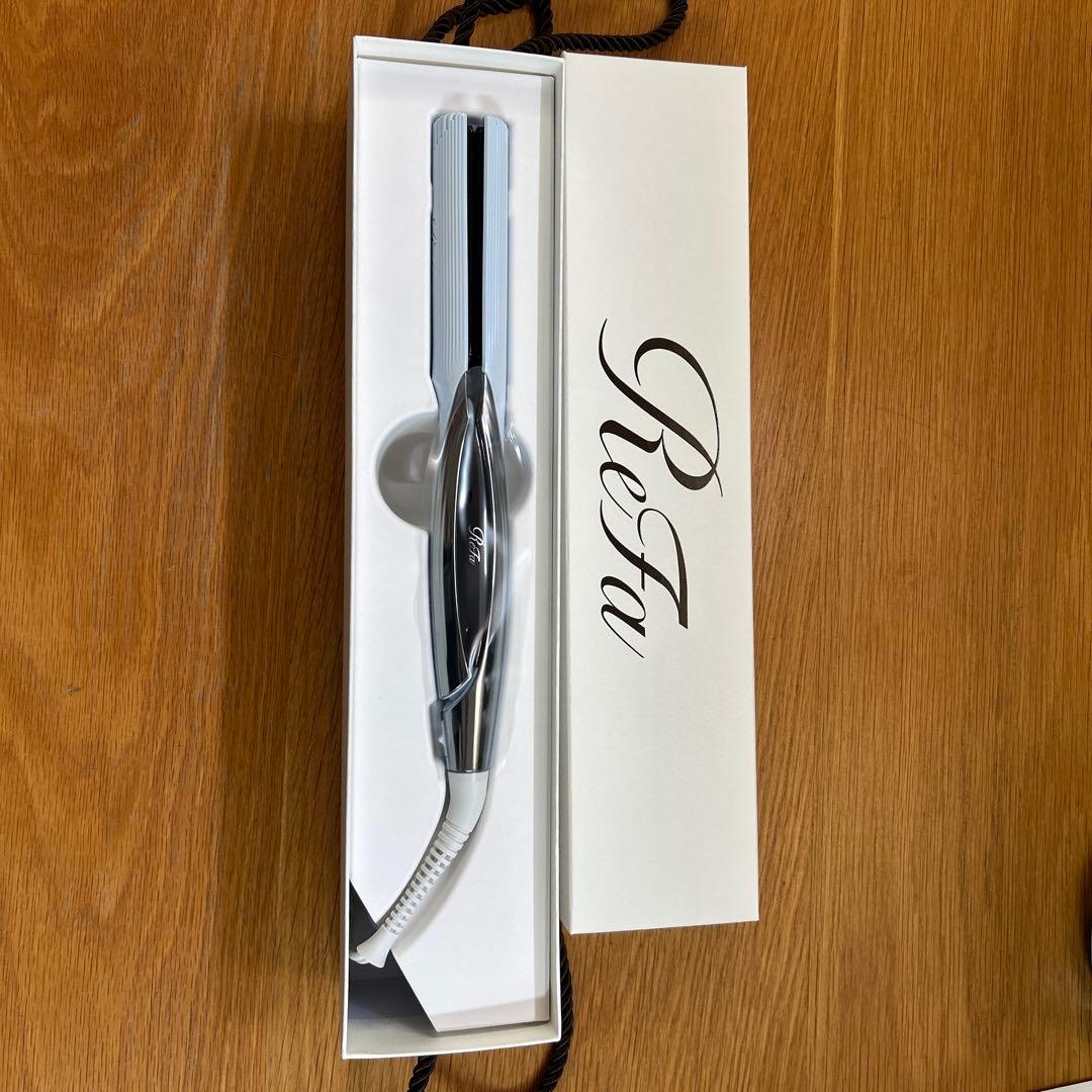 リファストレートアイロン新品
