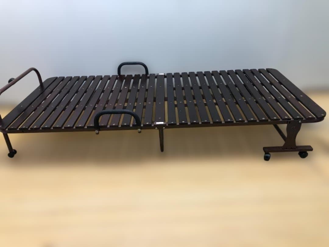 送料無料 折りたたみベッド 木製すのこ シングル相当 キャスター付 251214