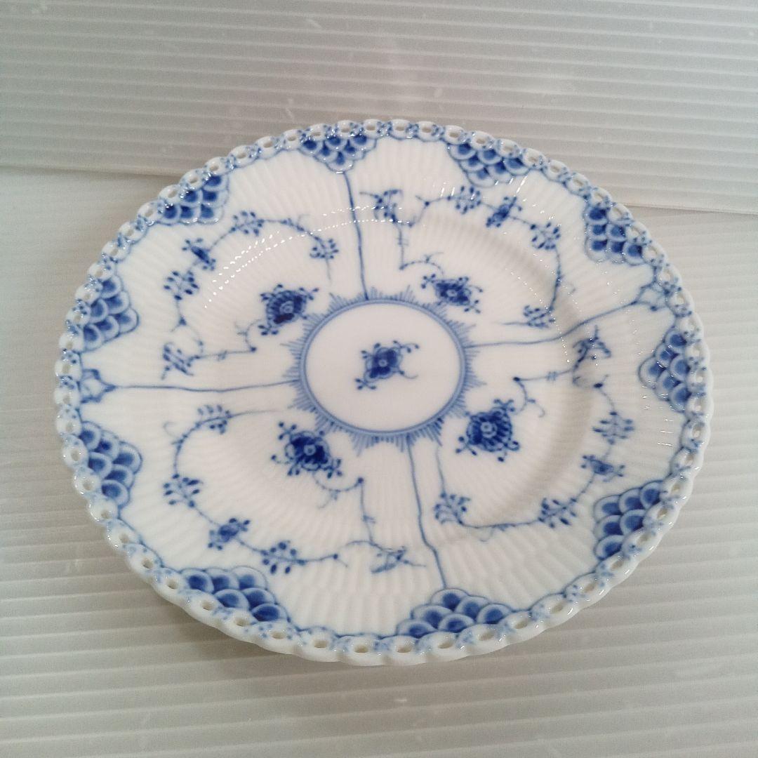 ロイヤルコペンハーゲン ブルーフルーテッド フルレース プレート 皿 17cm