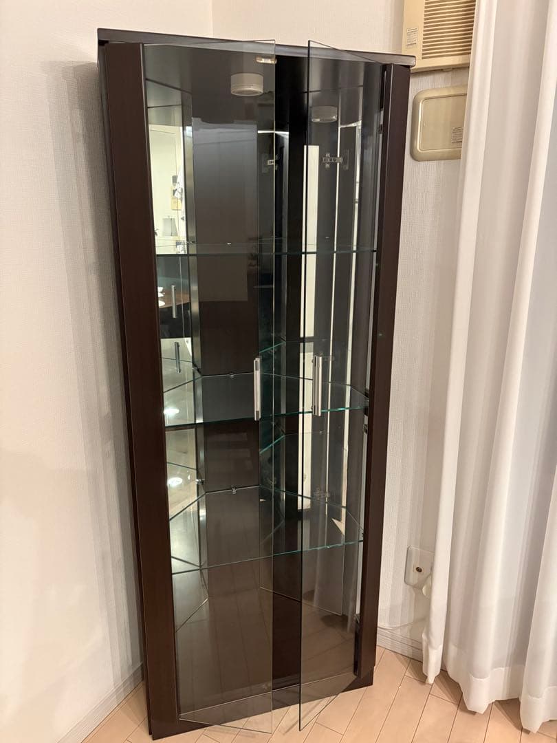 ガラス棚　ショーケース棚　4段　照明付き