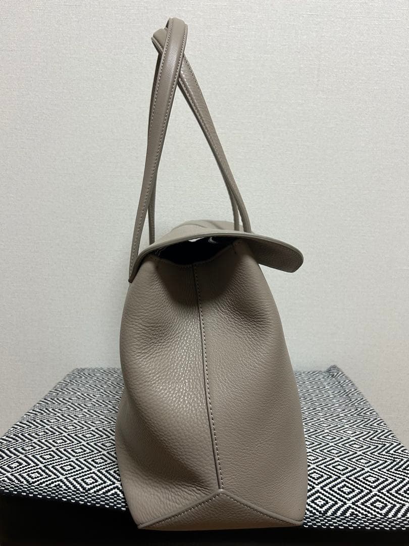 FARO フラップトートバッグ