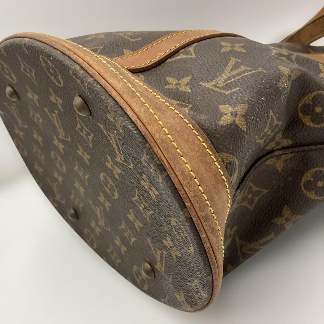 ルイヴィトン バケット GM モノグラム トートバッグ M42236
