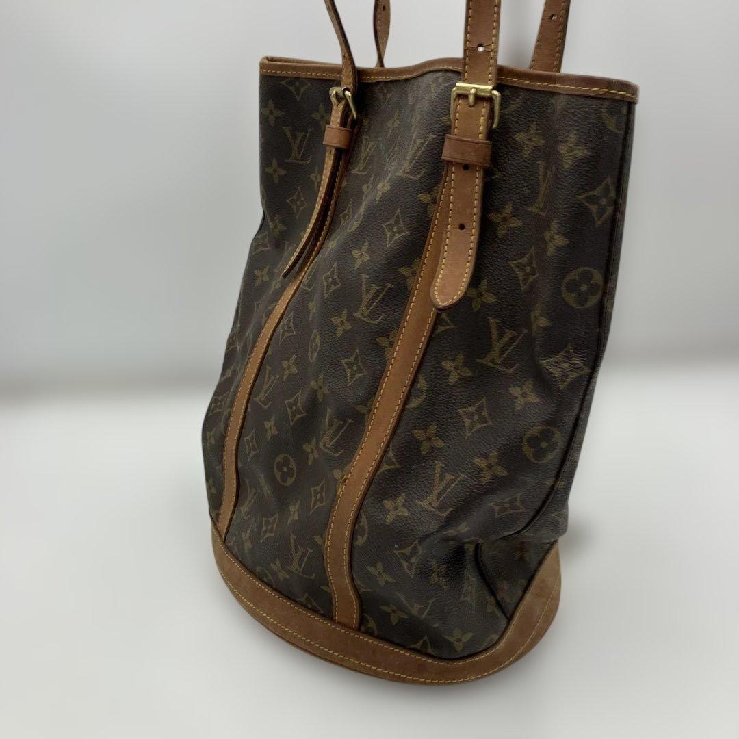 ルイヴィトン バケット GM モノグラム トートバッグ M42236