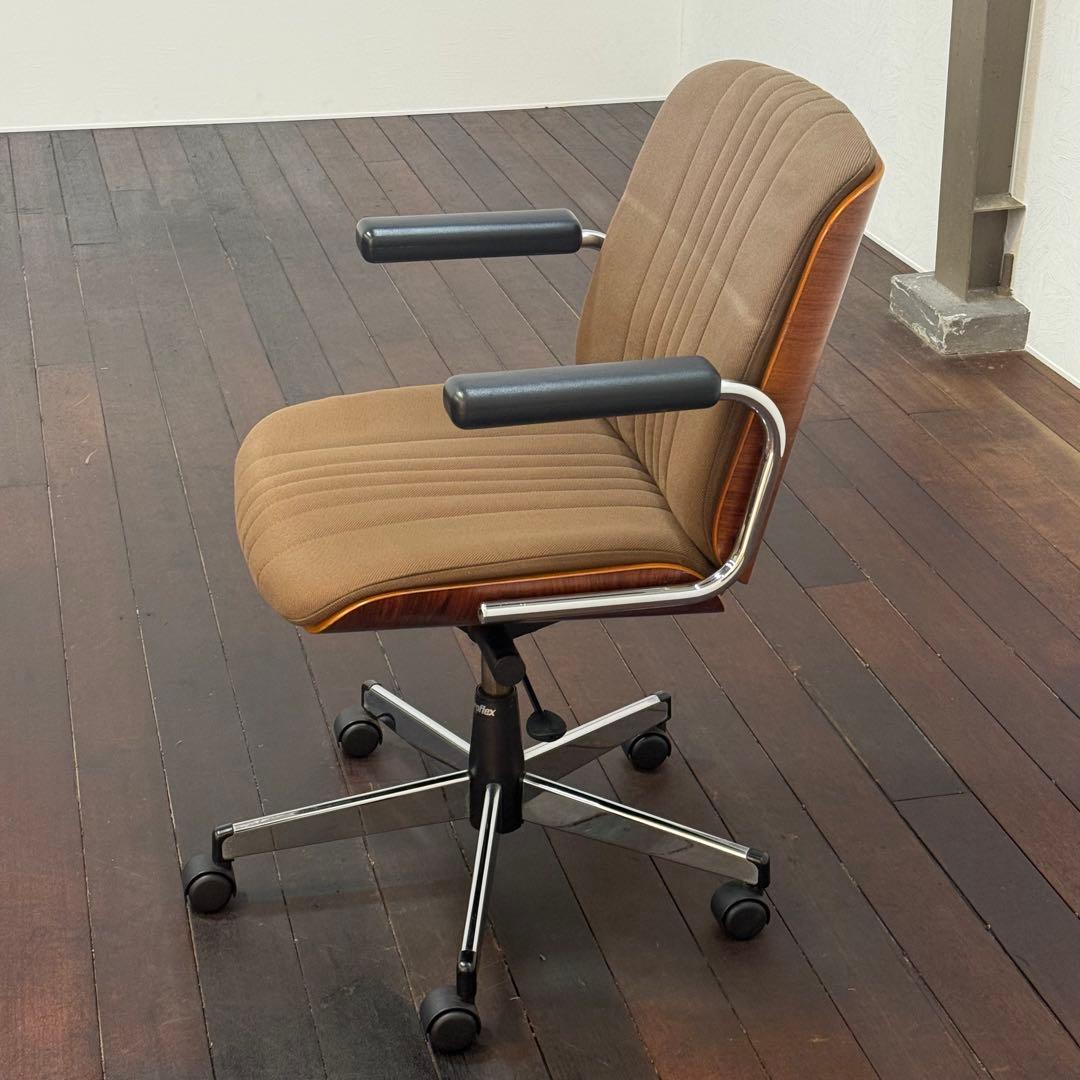 H21K2b giroflex ブラサ プライウィッド 83 デスクチェア