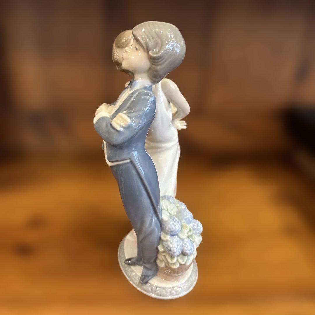 Lladro リヤドロ　5555 「すてきよ」　箱付