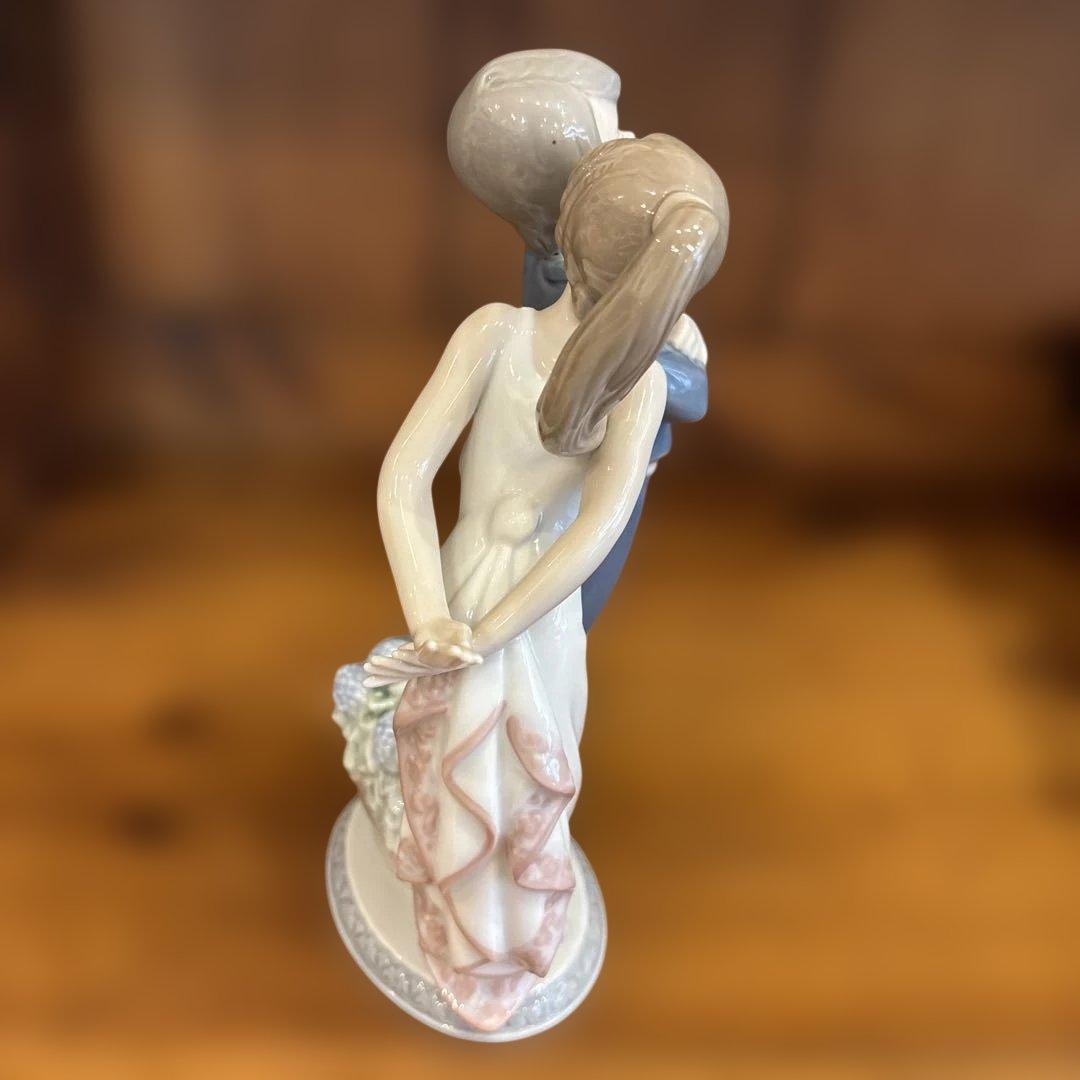 Lladro リヤドロ　5555 「すてきよ」　箱付