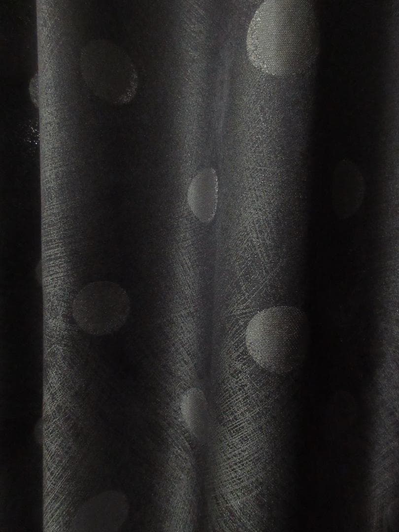 まゆまゆ★3級遮光 水玉幅150X丈220(２枚入)(KM4033)が2組