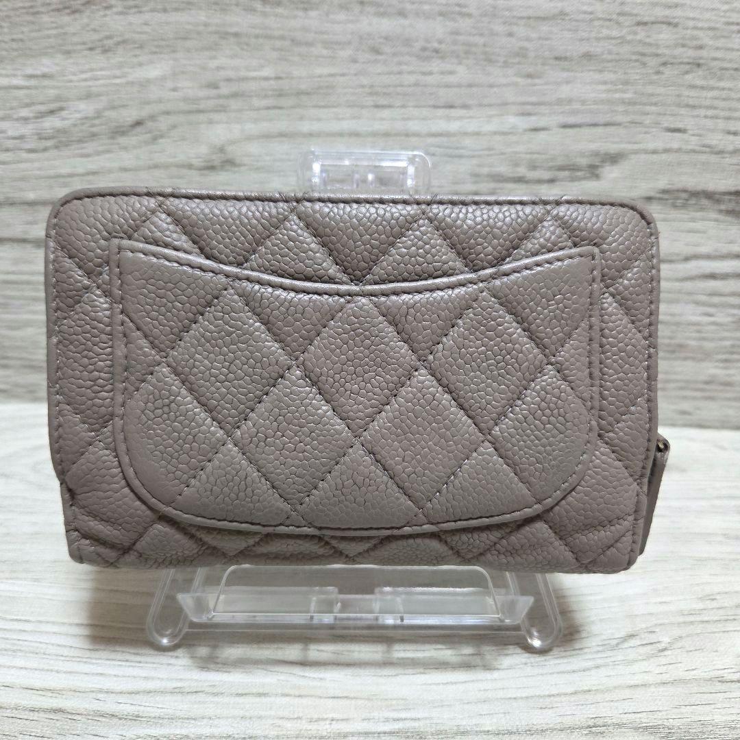 シャネル 二つ折り財布 マトラッセ ココマーク キャビアスキン