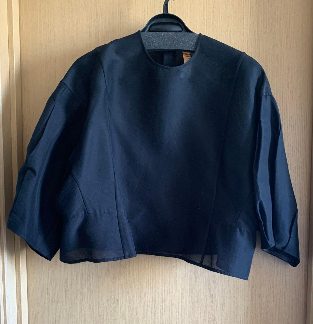 美品 2024SS BLAMINK パフショートスリーブブラウス 36