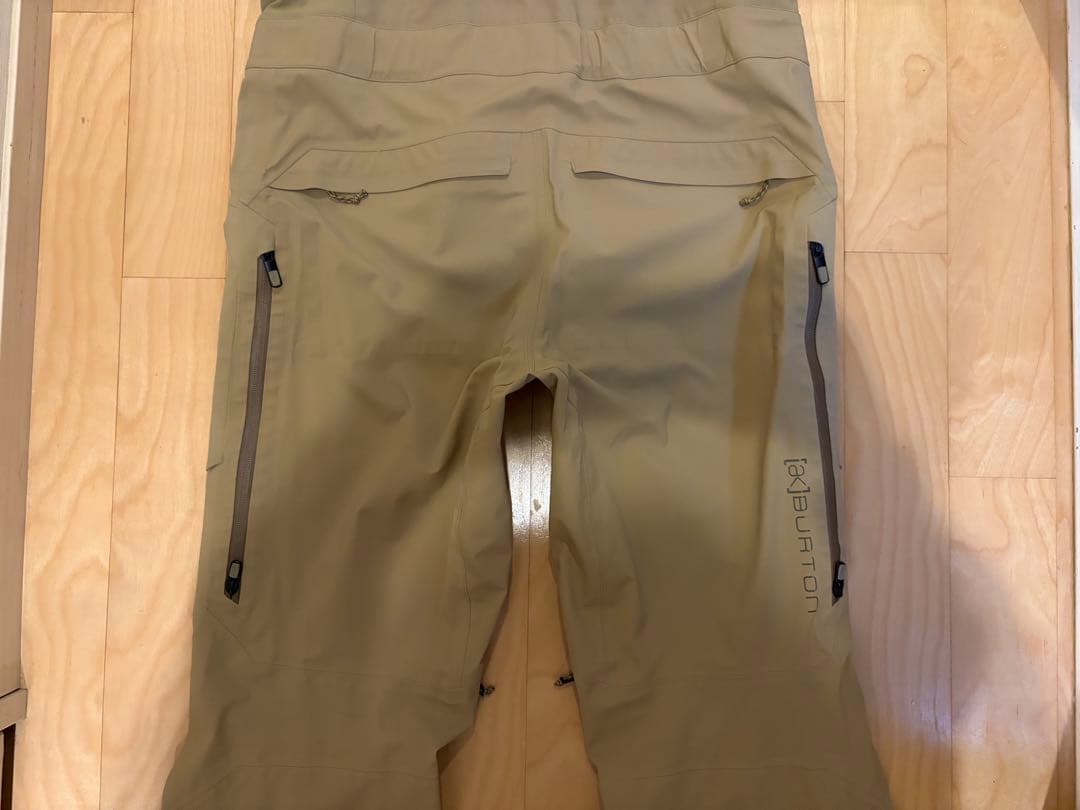 BURTON AK FREEBIRD BIB PANTバートン フリーバード M