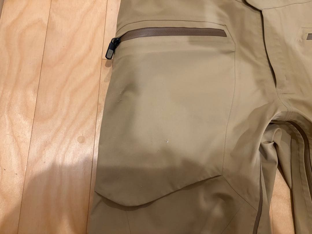 BURTON AK FREEBIRD BIB PANTバートン フリーバード M